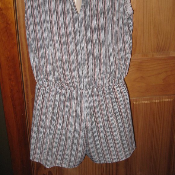 Romper - Picture 2 of 2